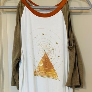 👚 Boutique style solar tee! 👚